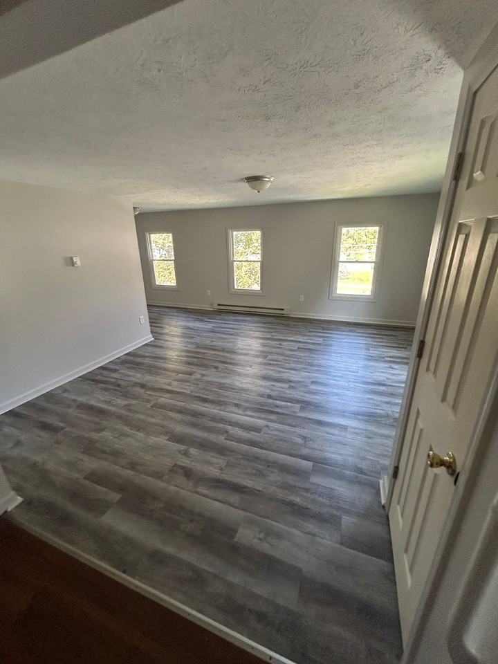 2756 E Brutus St #3 - Photo 5 of 8