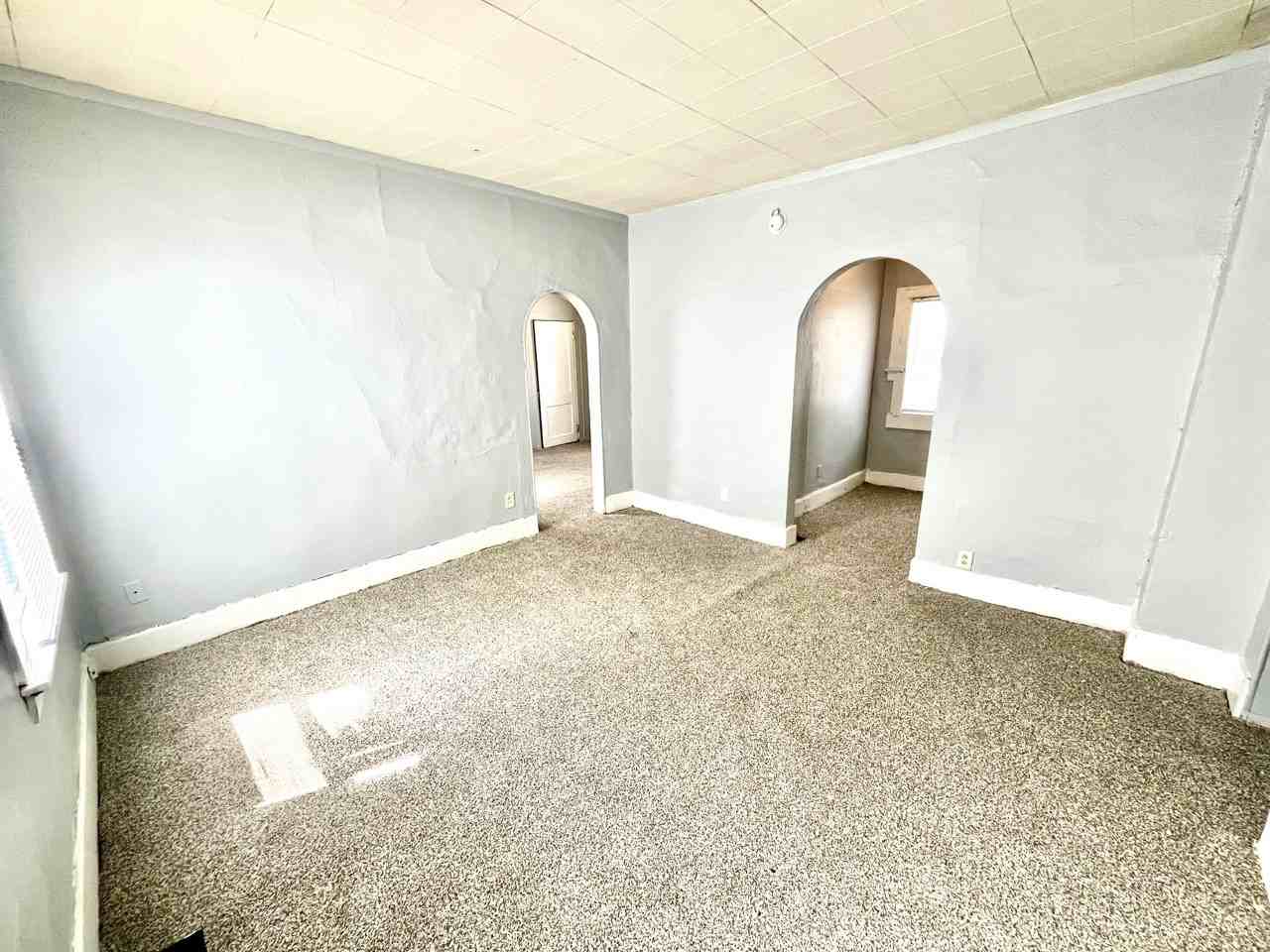 206 W Louisiana St #1 - Photo 2 of 5