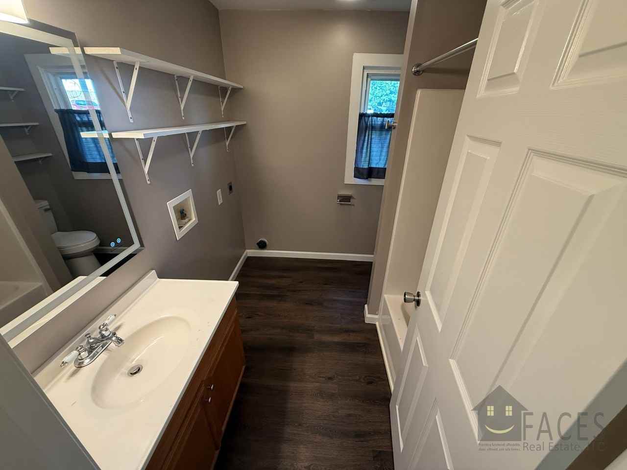 113 S Hickory Ln #113 - Photo 5 of 11