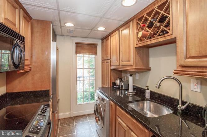 4615 Macarthur Blvd Nw #A - Photo 7 of 21