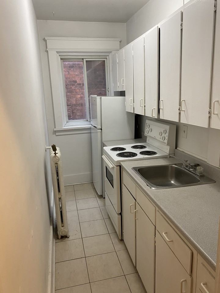318 Cooper Street #20 - Photo 3 of 8