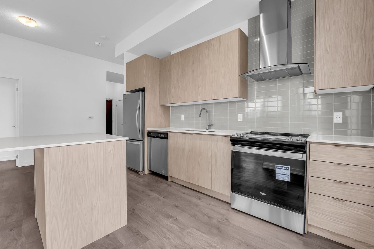 55 Duke Street West #502 - Photo 3 of 40