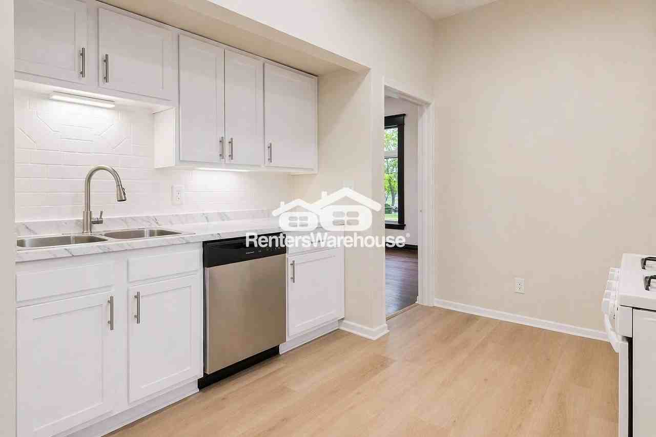 3348 3rd Ave S Unit Lower - Photo 4 of 22