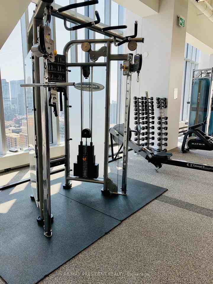 488 University Avenue - Photo 29