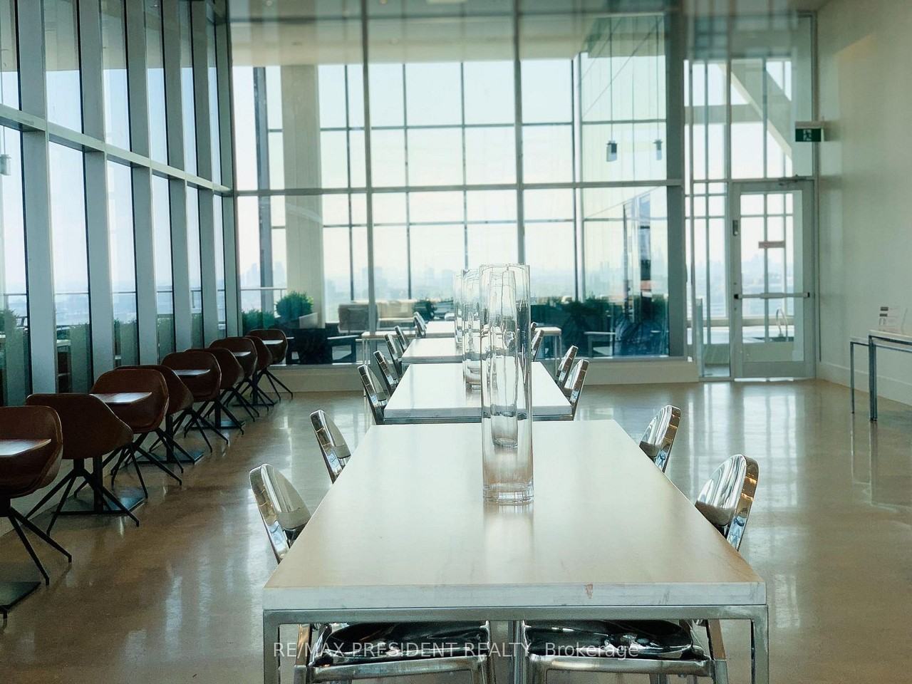 488 University Avenue - Photo 18