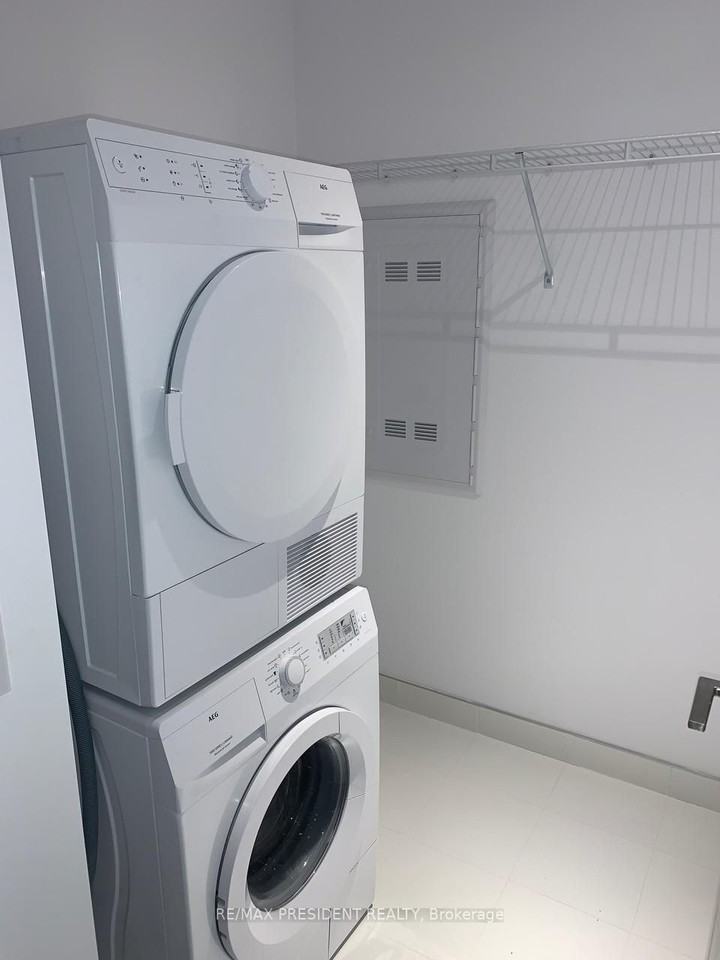 488 University Avenue - Photo 20