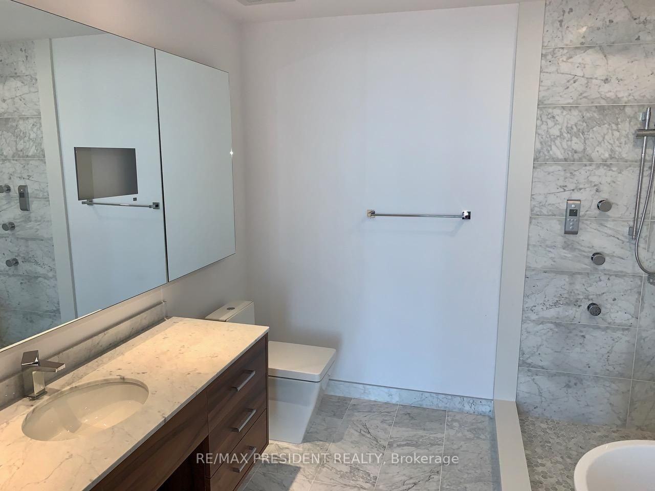 488 University Avenue - Photo 8