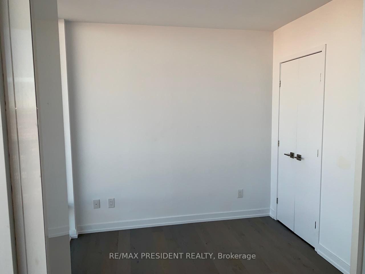 488 University Avenue - Photo 9