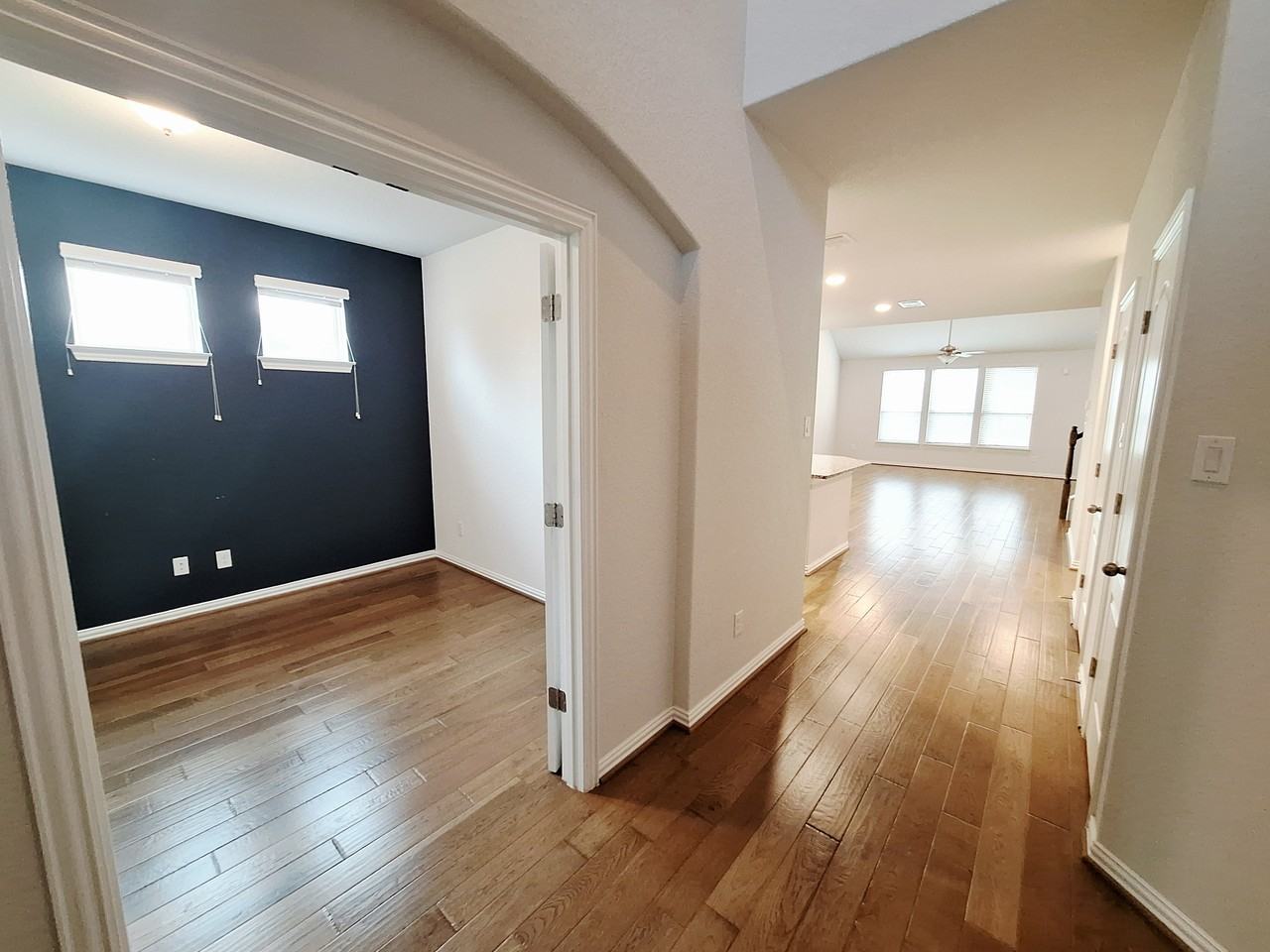 5900 Bucine Cv #1 - Photo 5 of 39