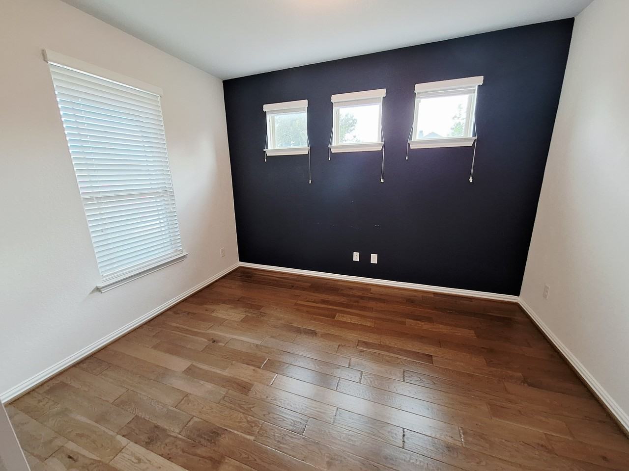 5900 Bucine Cv #1 - Photo 6 of 39