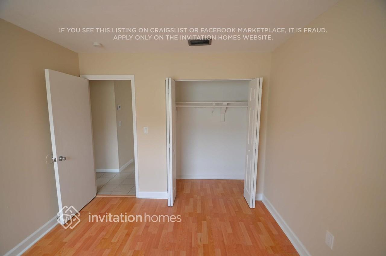 14736 Sw 92nd Street Rd - Photo 4 of 7