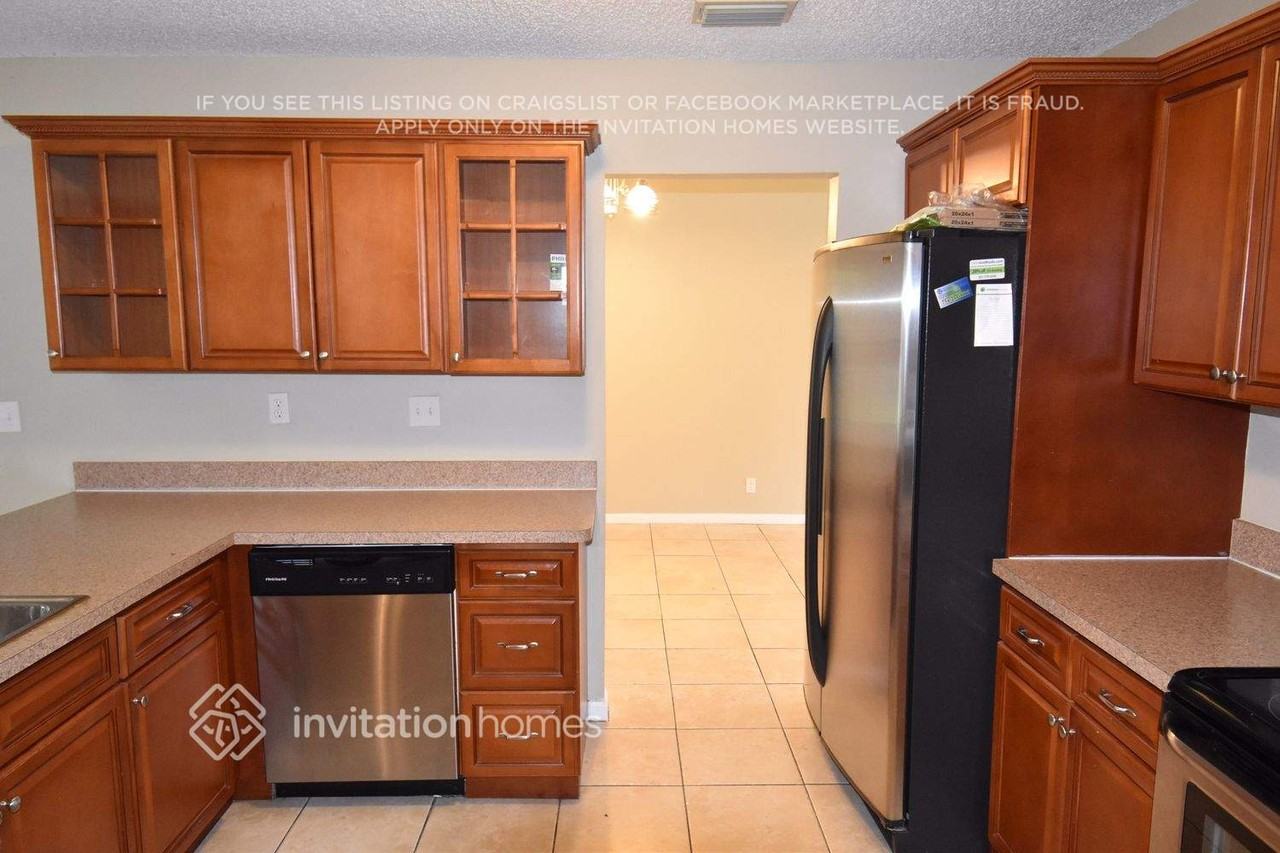 2634 Yarmouth Dr - Photo 5 of 14