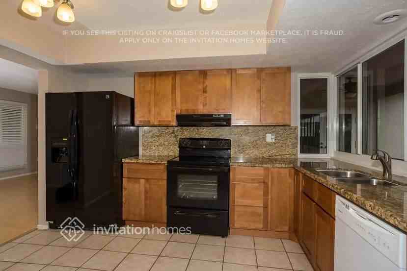 9020 Sw 55th Ct - Photo 6 of 22