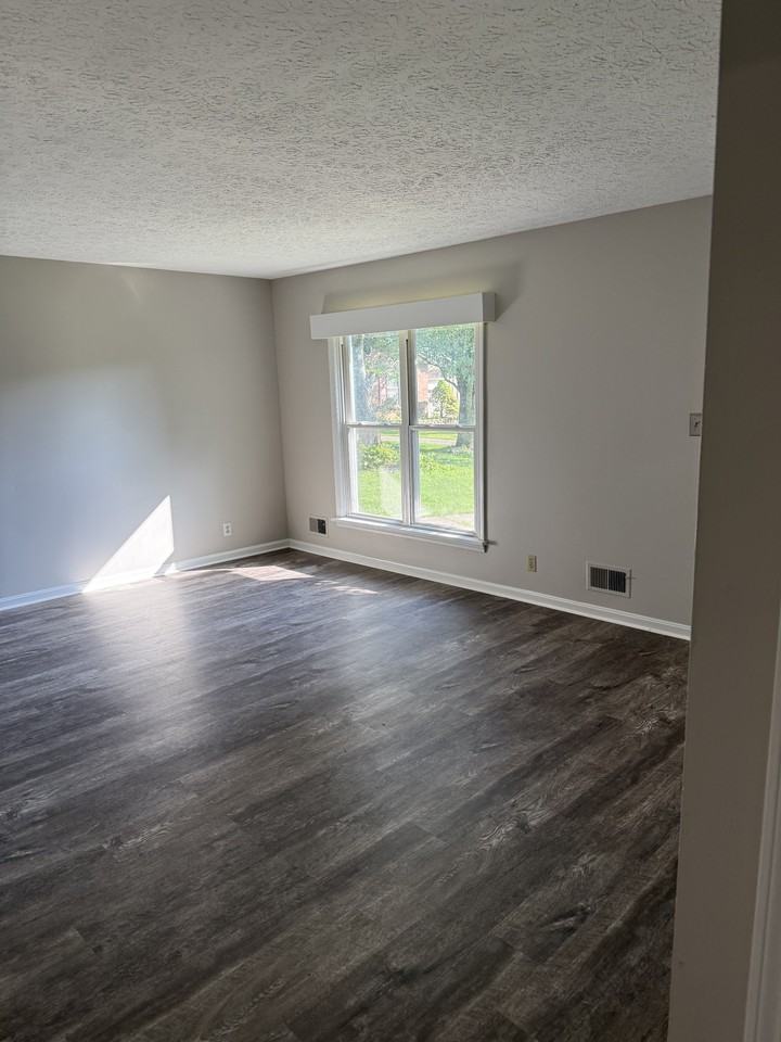 7604 Carmil Ct #1 - Photo 3 of 4
