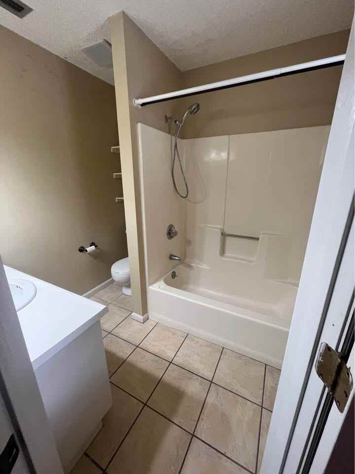 3212 Tyndall Dr #1 - Photo 6 of 14