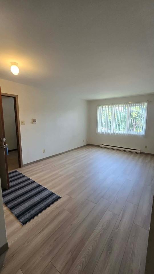61 Drummond St #4 - Photo 2 of 10