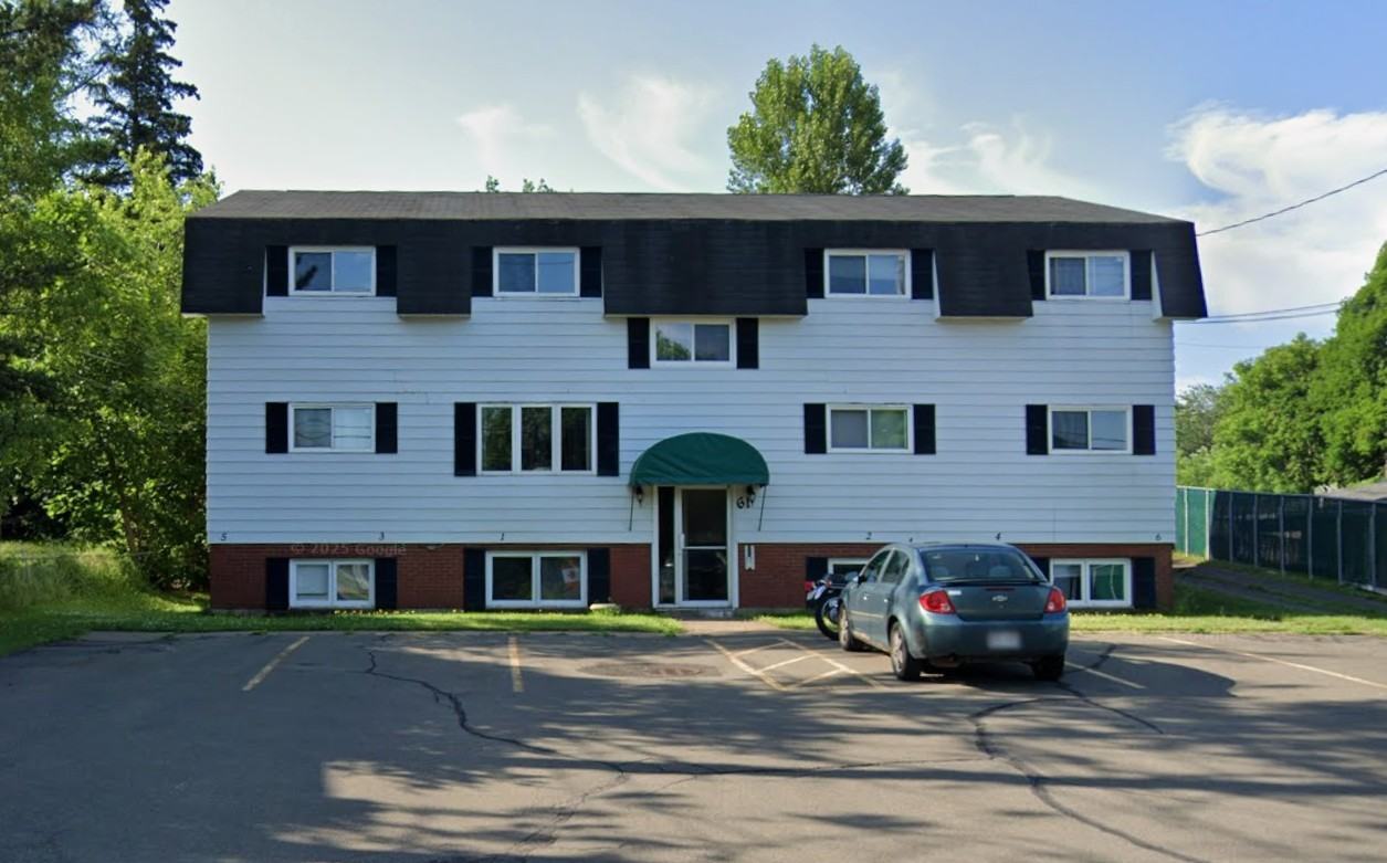 61 Drummond St #3 - Photo 6 of 6