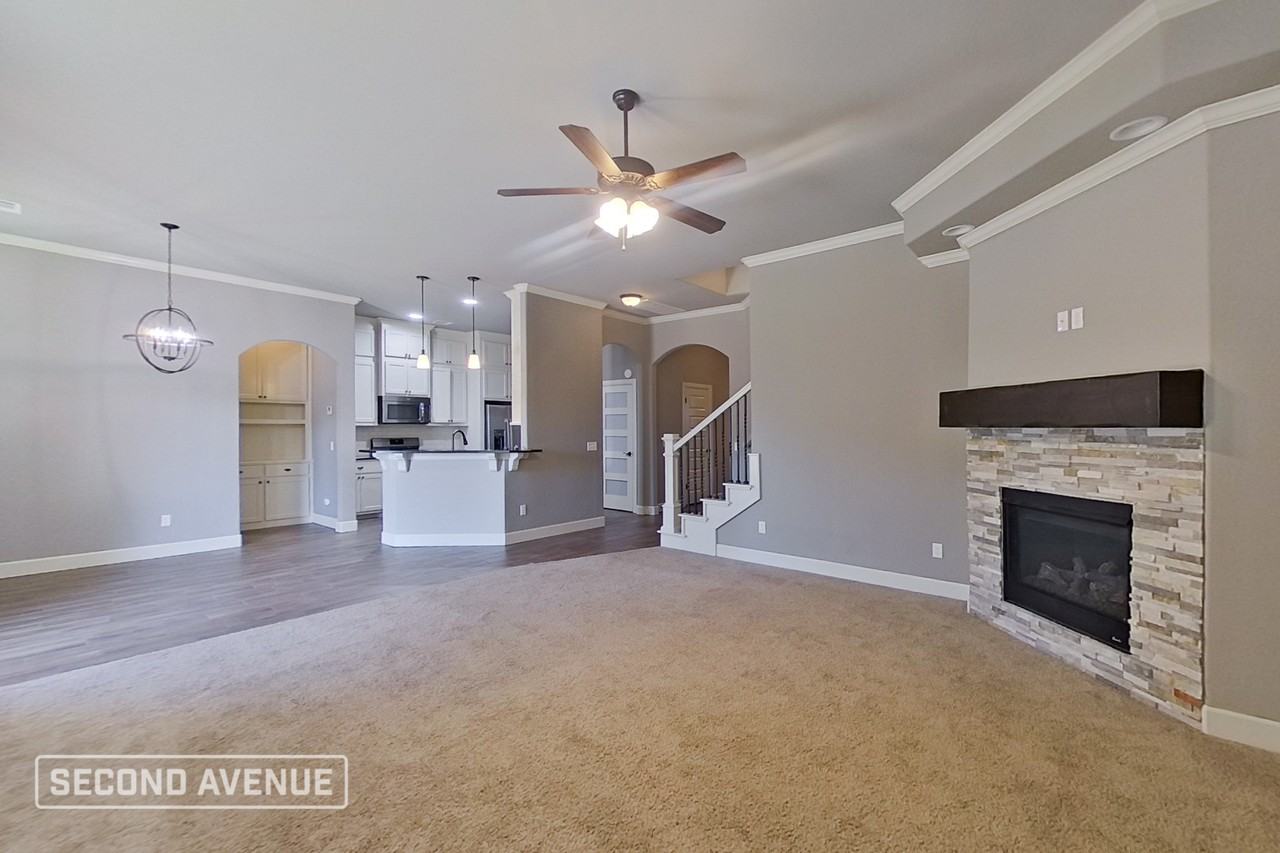 9032 Nw 144th St - Photo 2 of 28