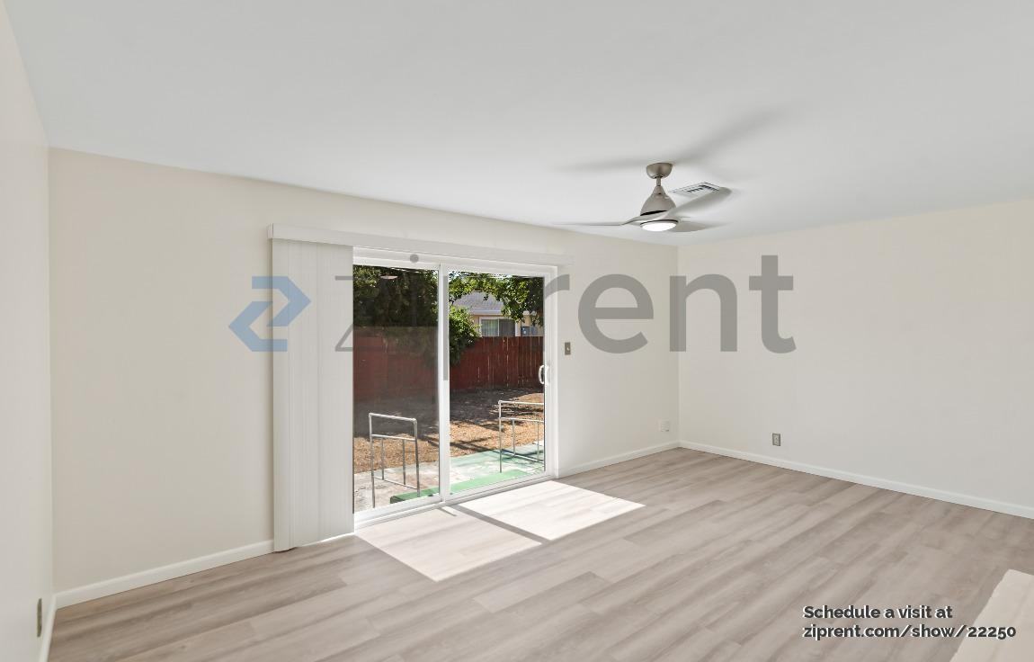 307 Barker St - Photo 4 of 25