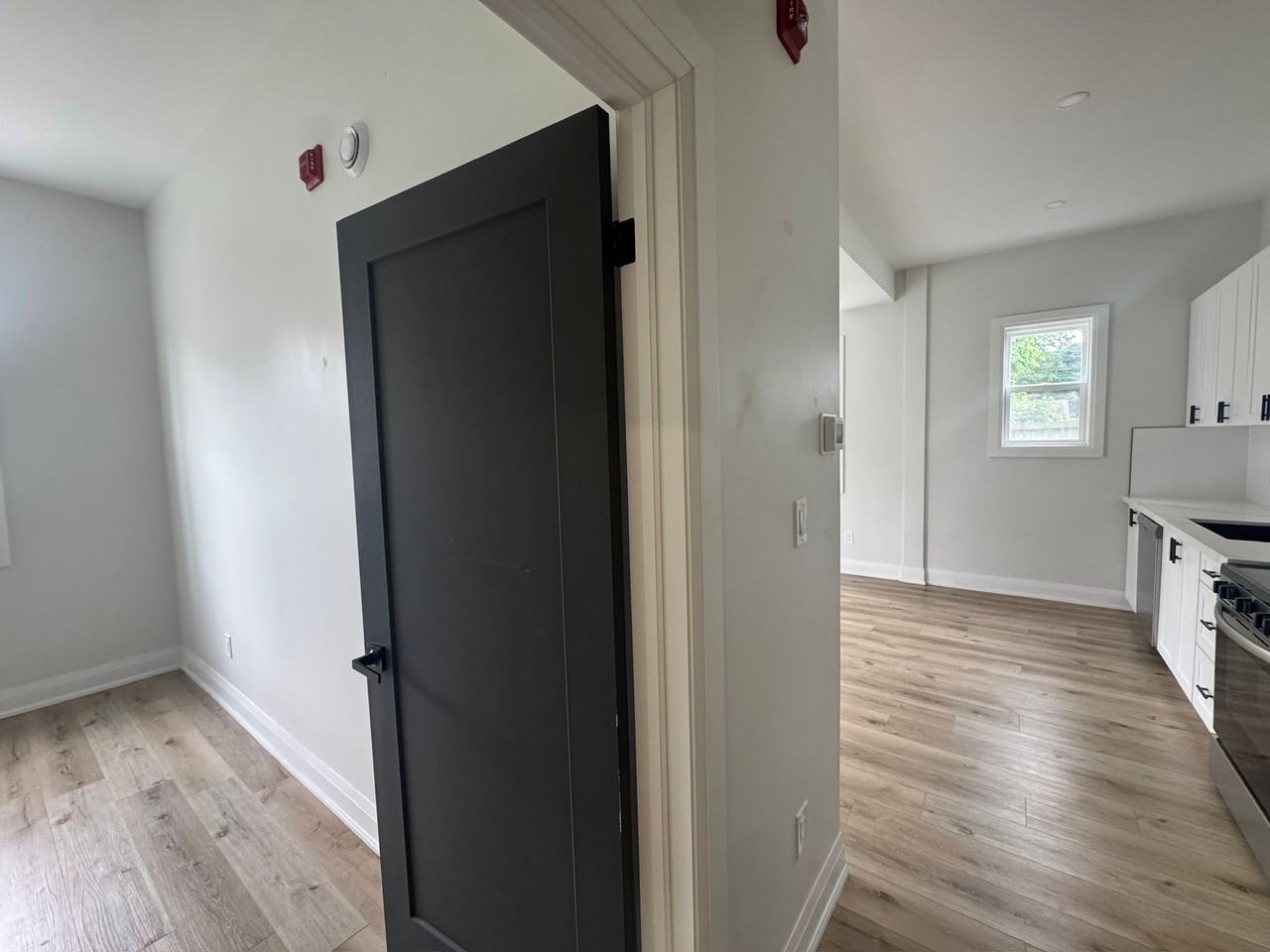 125 MOUNT ALBION RD - Photo 3 of 12