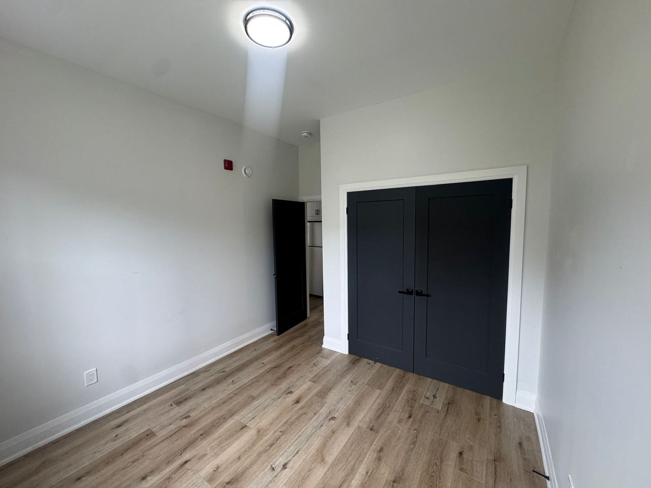 125 MOUNT ALBION RD - Photo 5 of 12