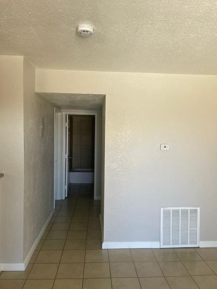 16350 Pebble Beach Dr - Photo 5 of 35