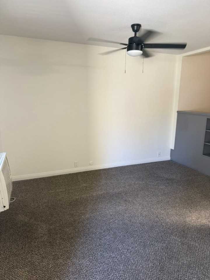 4171 California Ave #02 - Photo 3 of 9
