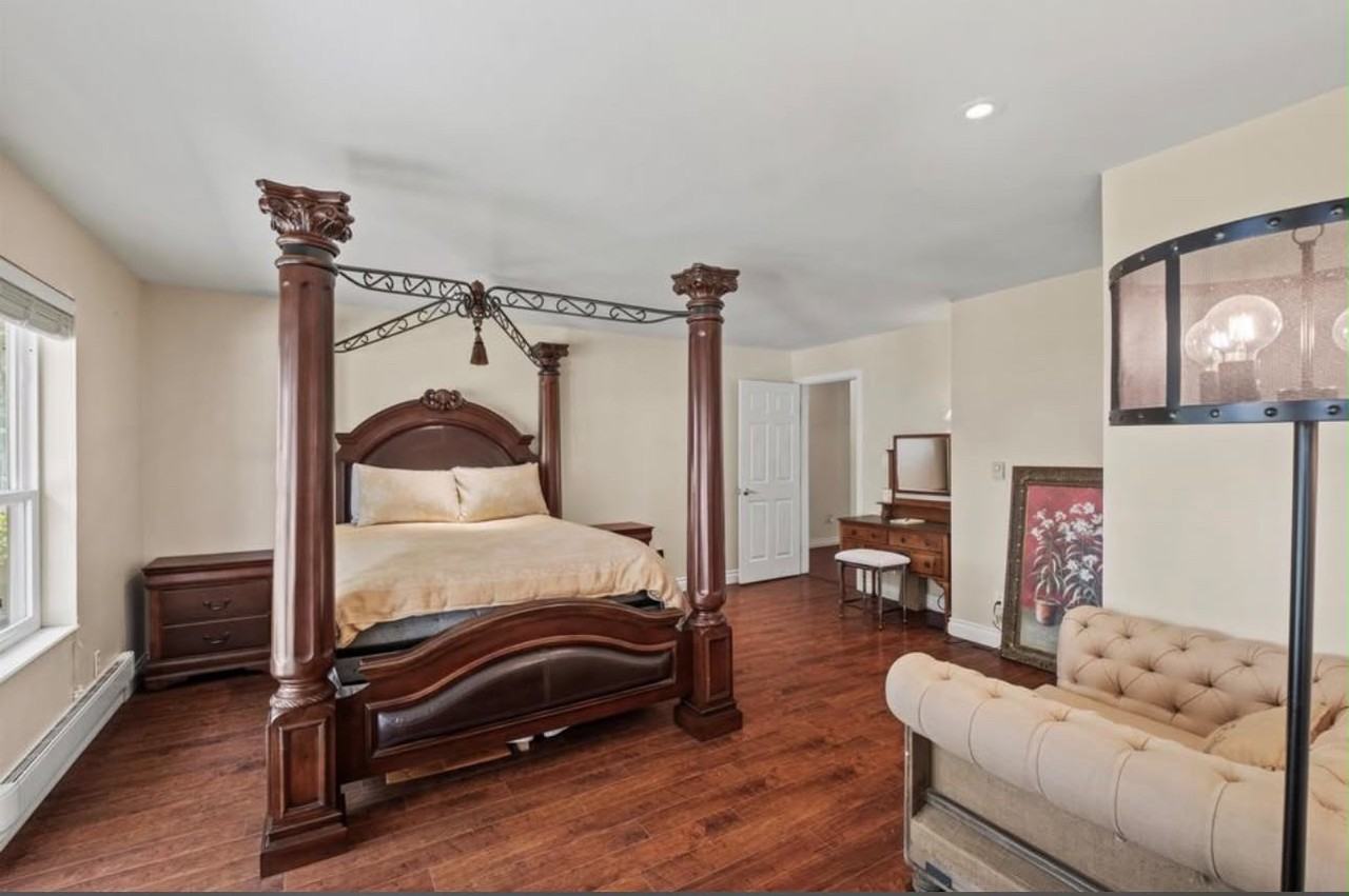 2808 Eastern Avenue - Photo 4 of 23