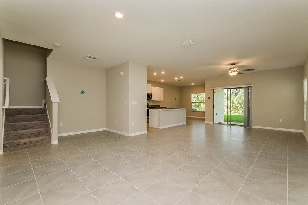 7303 Spring Snowflake Ave - Photo 4 of 20