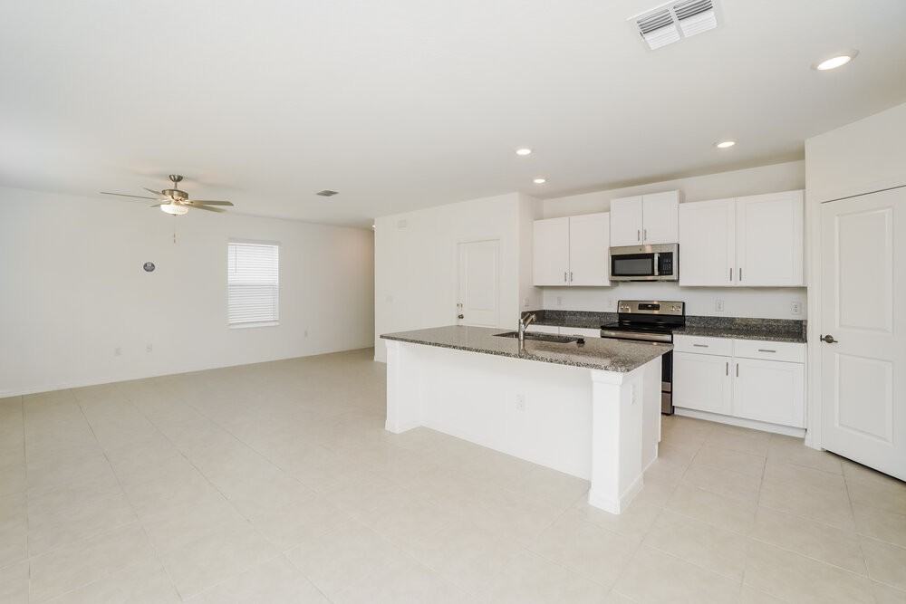 17900 Blissful Star Dr - Photo 5 of 20