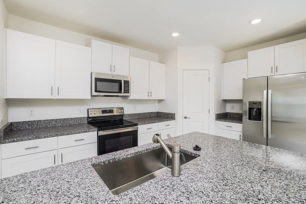 17900 Blissful Star Dr - Photo 6 of 20