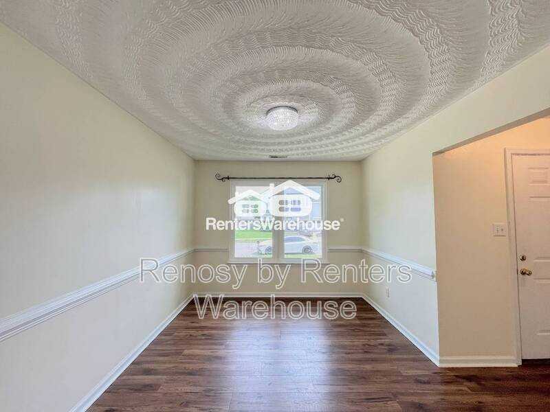 504 Hamilton Ave - Photo 5 of 39