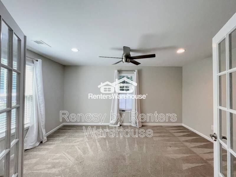 521 Charles Porteus Ln - Photo 5 of 35