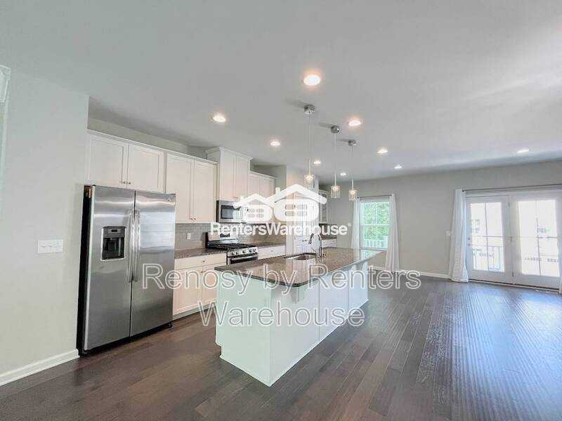 521 Charles Porteus Ln - Photo 7 of 35