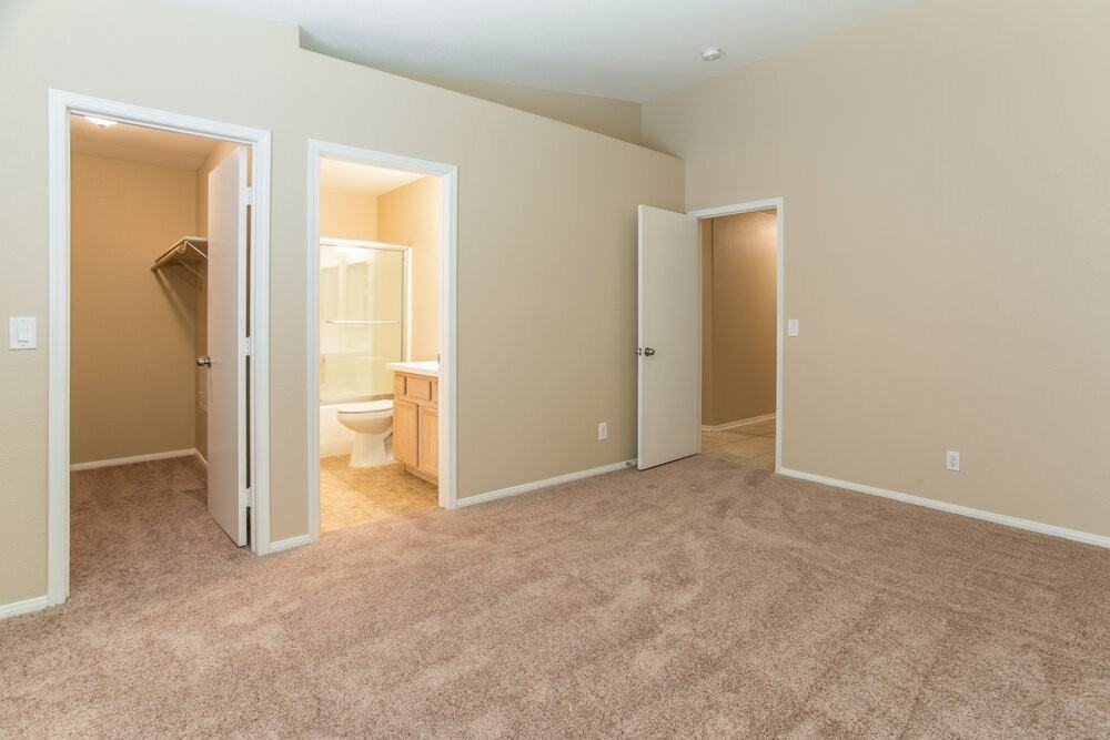 4026 W Red Coach Ave - Photo 7 of 15