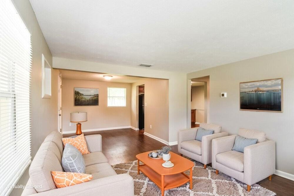 5816 Sonora Dr W - Photo 5 of 19
