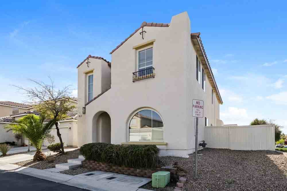 10807 Scotch Rose St - Photo 4 of 17
