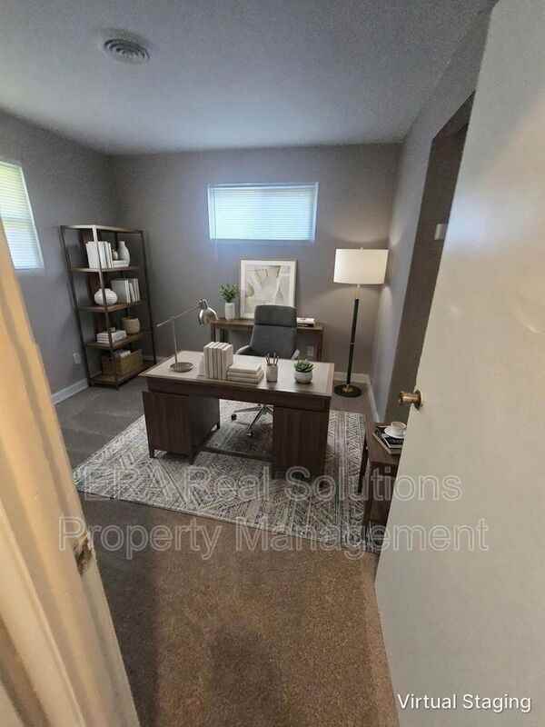 1290 Beechwood Rd - Photo 3 of 28