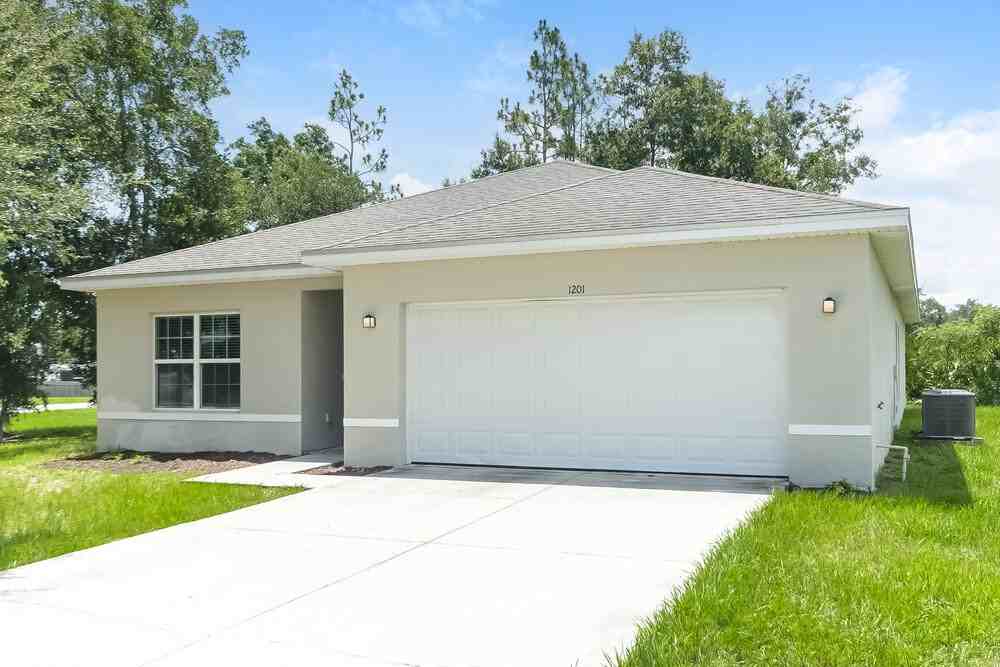 1201 Croydon Cir - Photo 3 of 16