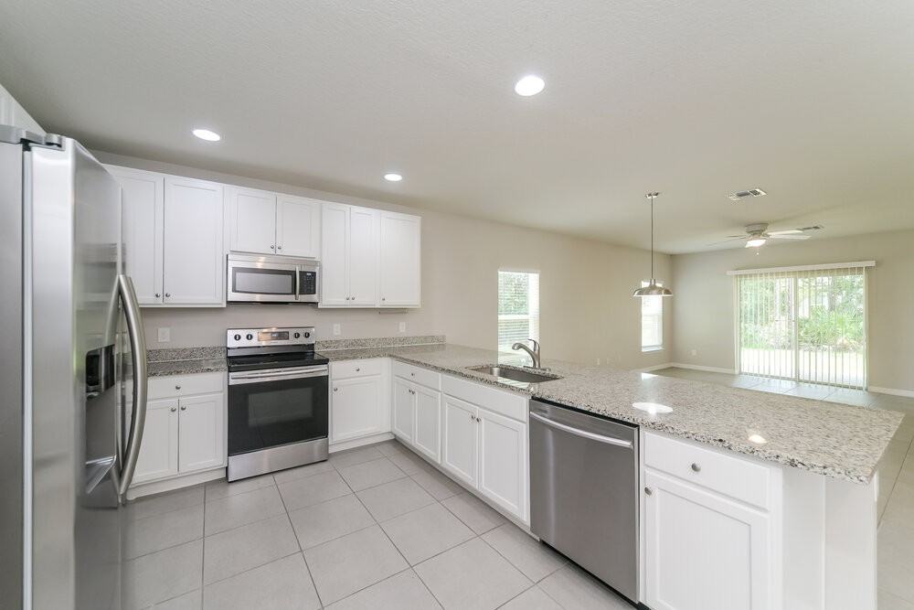 1201 Croydon Cir - Photo 7 of 16