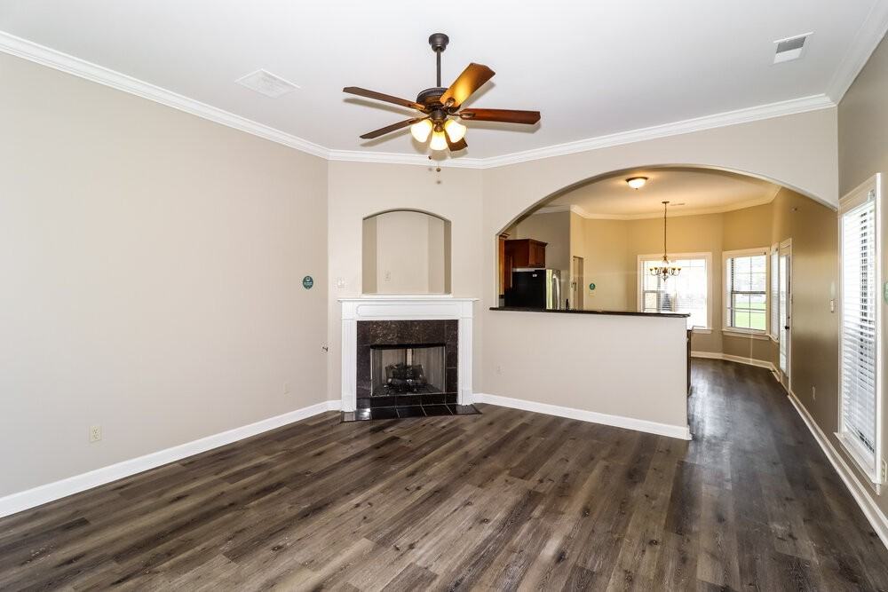 6885 Lagrange Grove Dr - Photo 5 of 19