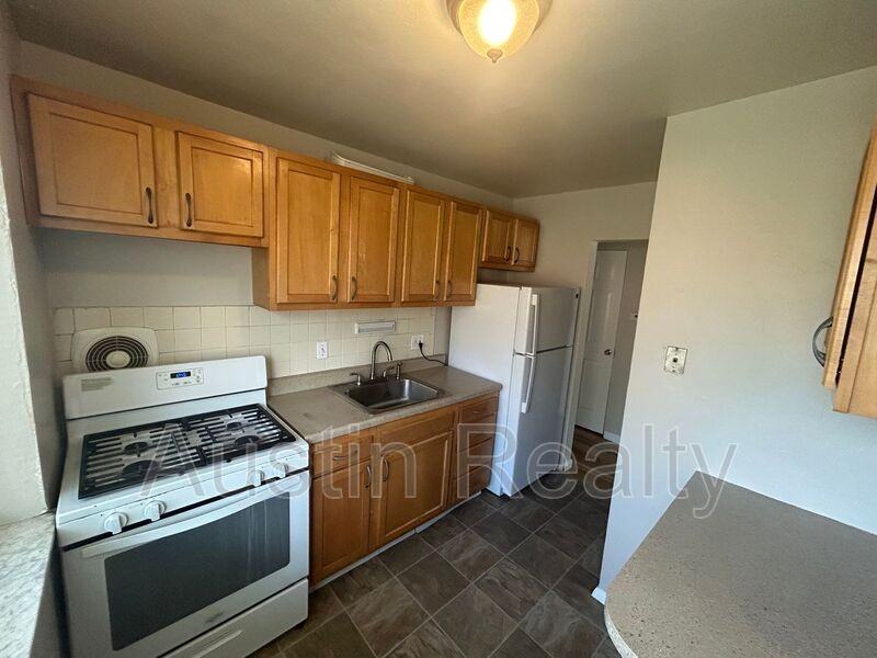 9011 Olive Blvd #1D - Photo 2 of 6