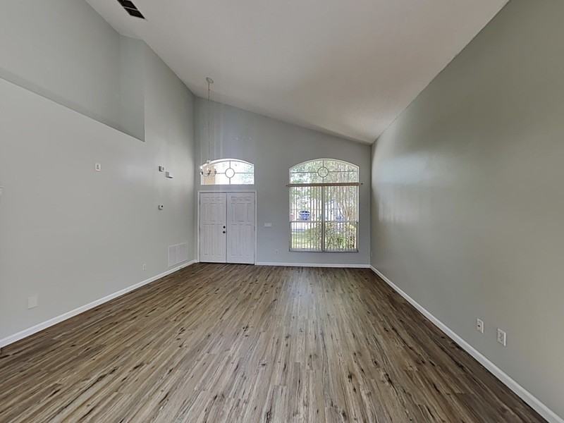 728 Hardwood Cir - Photo 2 of 28