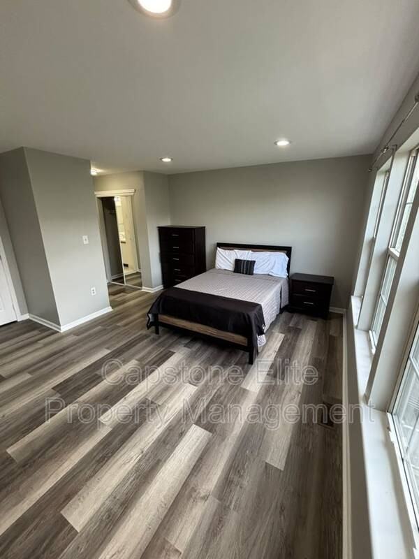 20 Ashby Ln - Photo 3 of 15