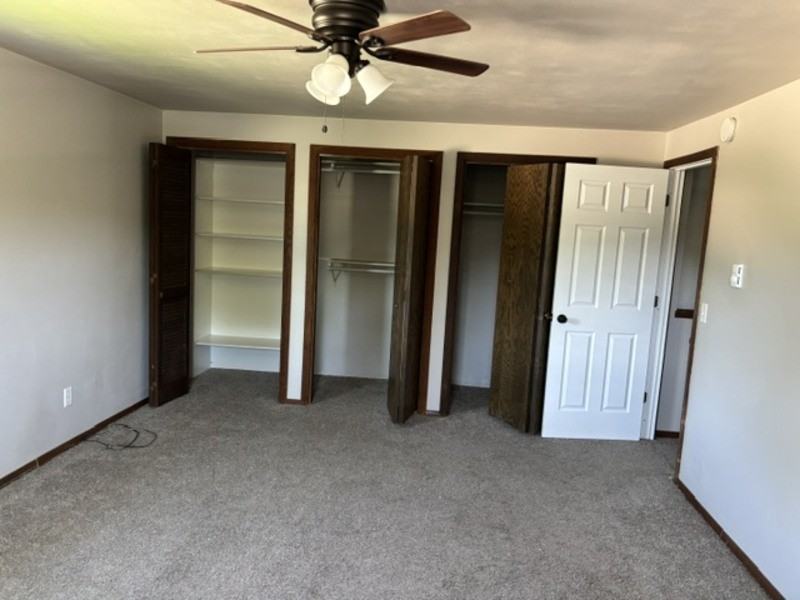 3601 Crestview Dr - Photo 5 of 10