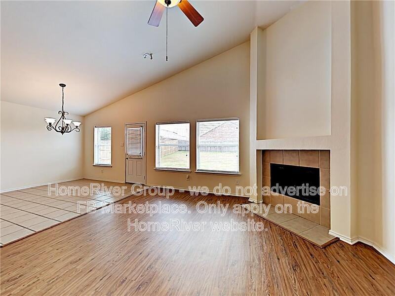 1204 Huntsville Dr - Photo 6 of 13