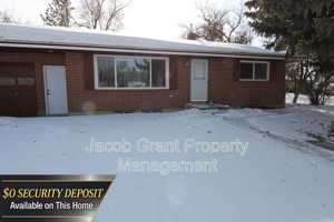 featured image of 1703 Raymond Dr