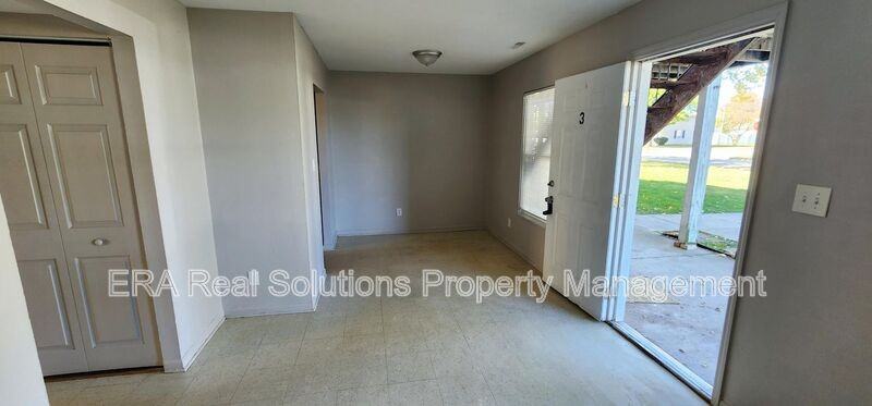 2001 Heritage Dr #3 - Photo 2 of 13