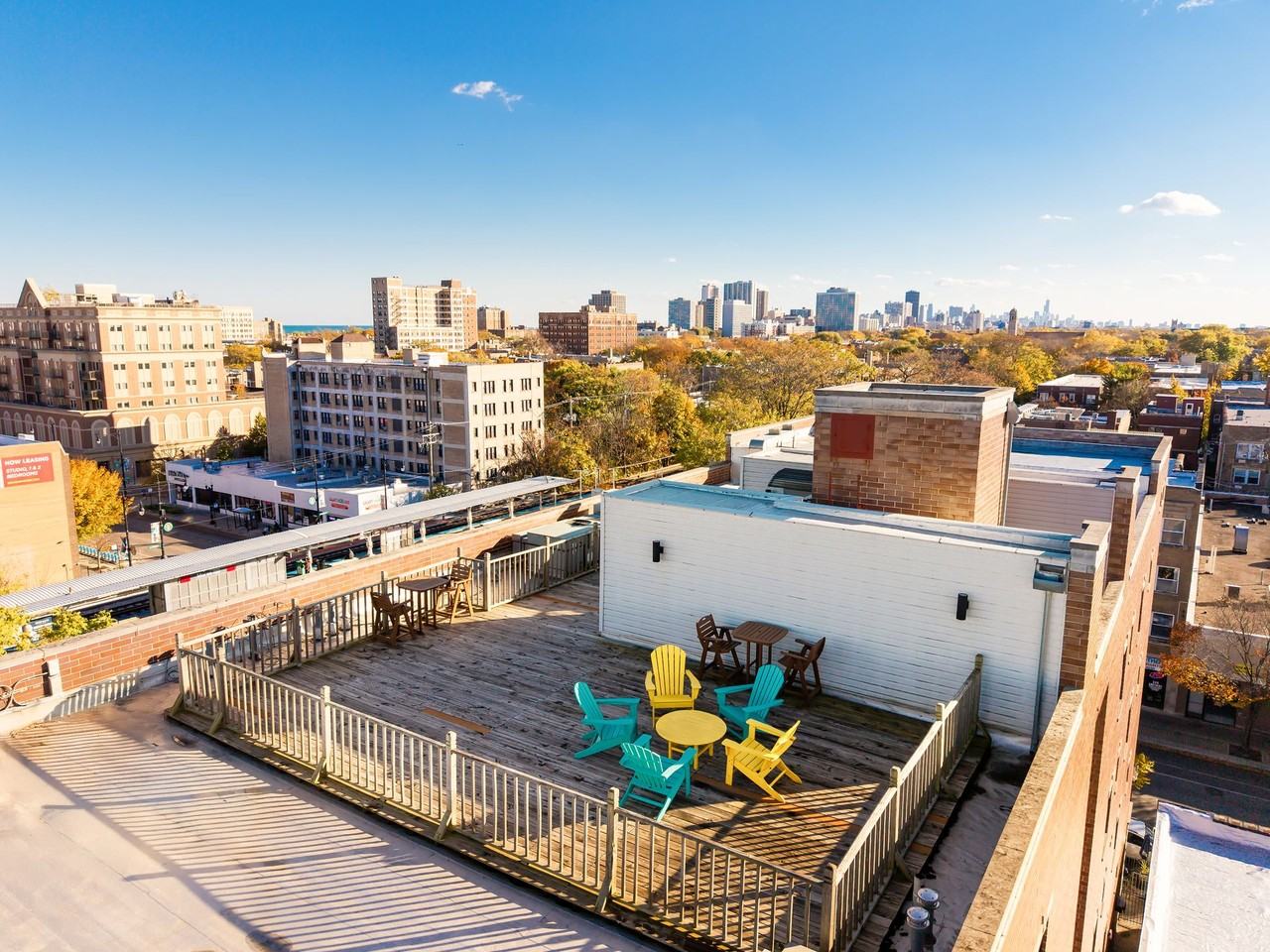 1412 W Morse - Photo 2 of 3