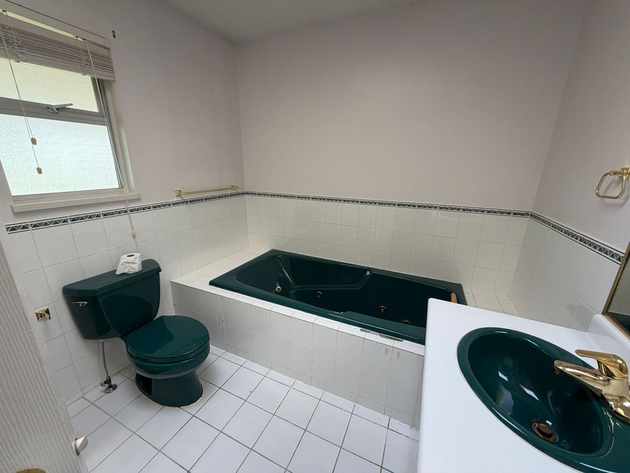 4849 Canada Way - Photo 8
